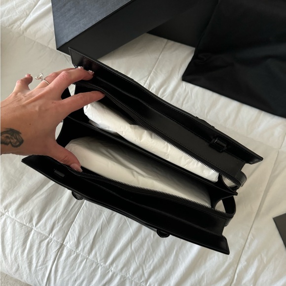 Saint Laurent Uptown Black Leather Tote Bag - Medium - Picture 7 of 9